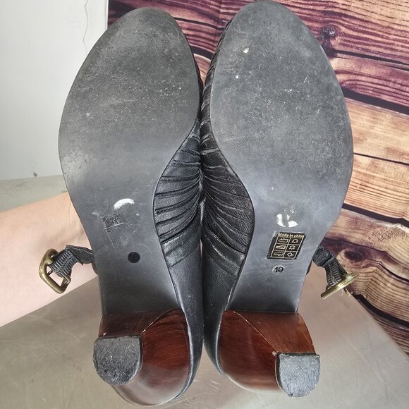 Miette Mary Jane Pump- size 10 - Picture 4 of 7